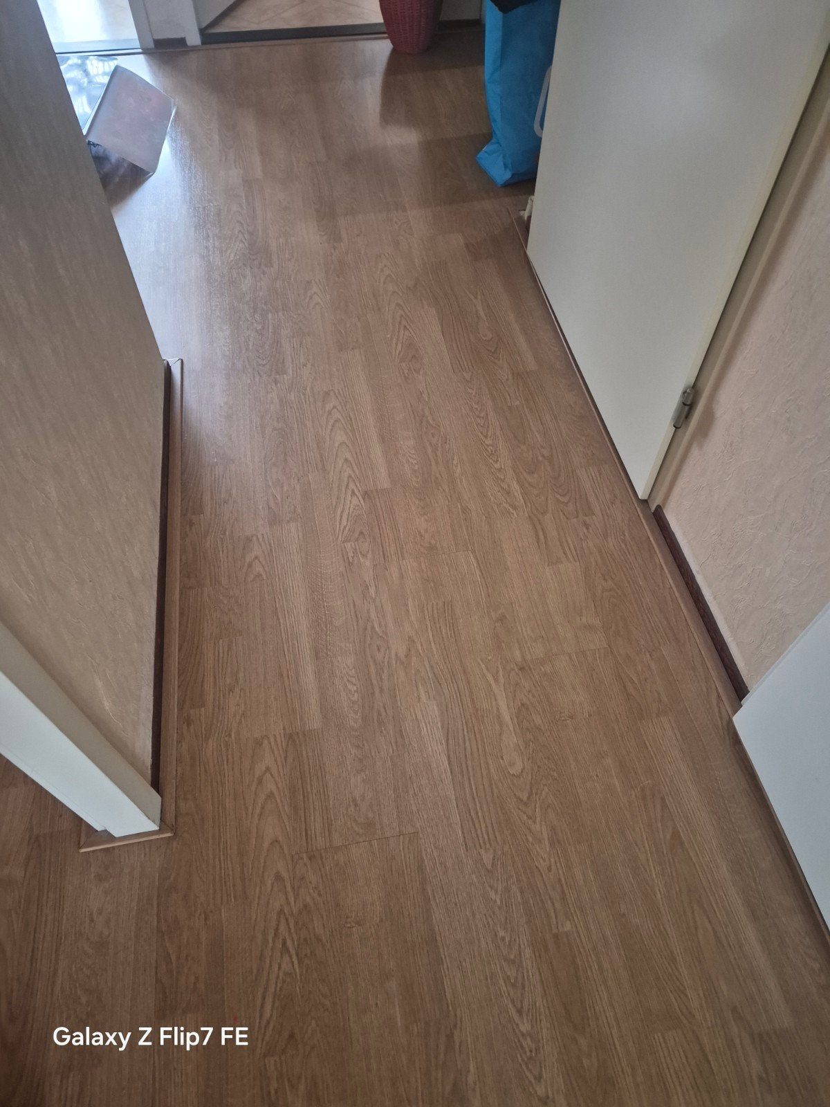 Laminaat 28 vierkante meter ongeveer, Ophalen, 50 tot 150 cm, 10 m² of meer, 10 tot 30 cm