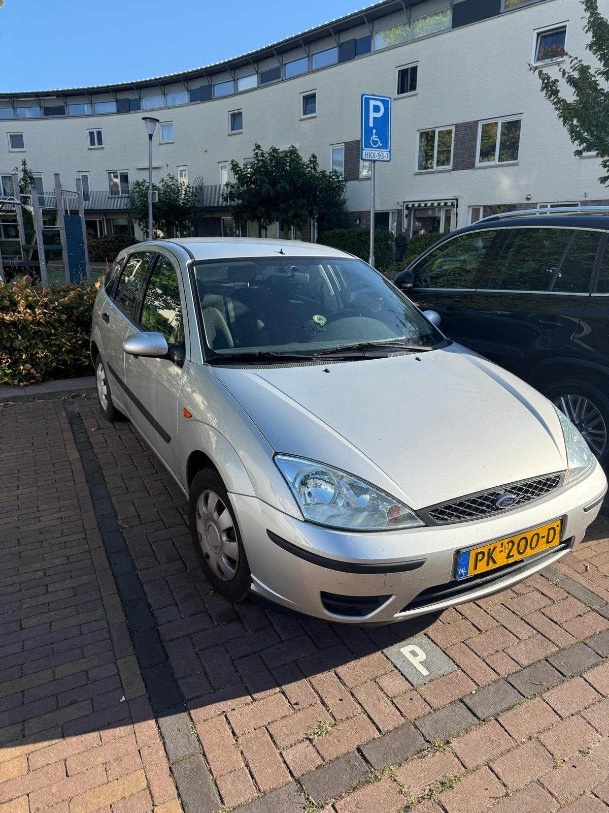 Ford Focus 1.6- 16V Cool Edition 2002 Grijs, Auto's, Ford, Focus, 1596 cc, Zwart, 580 kg