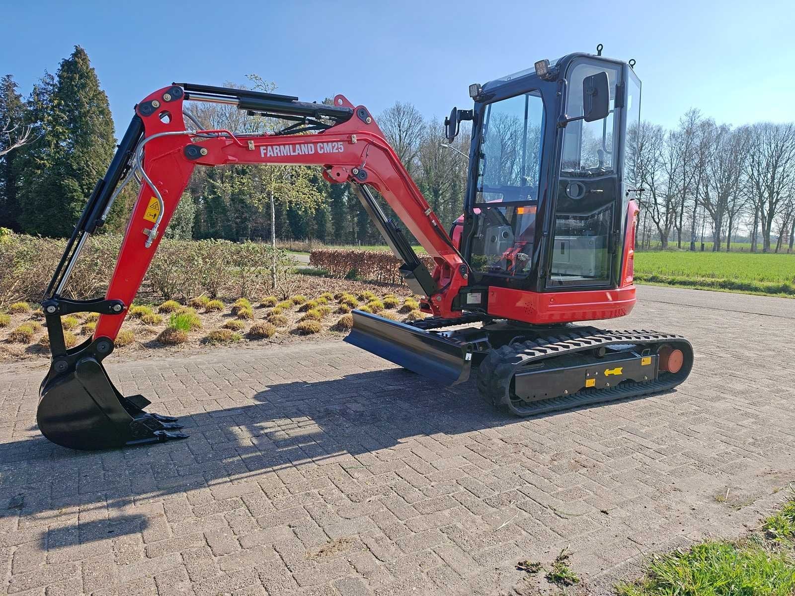 Farmland - CM25 Yanmar - Midigraafmachine 2780kg, Zakelijke goederen, Graafmachine