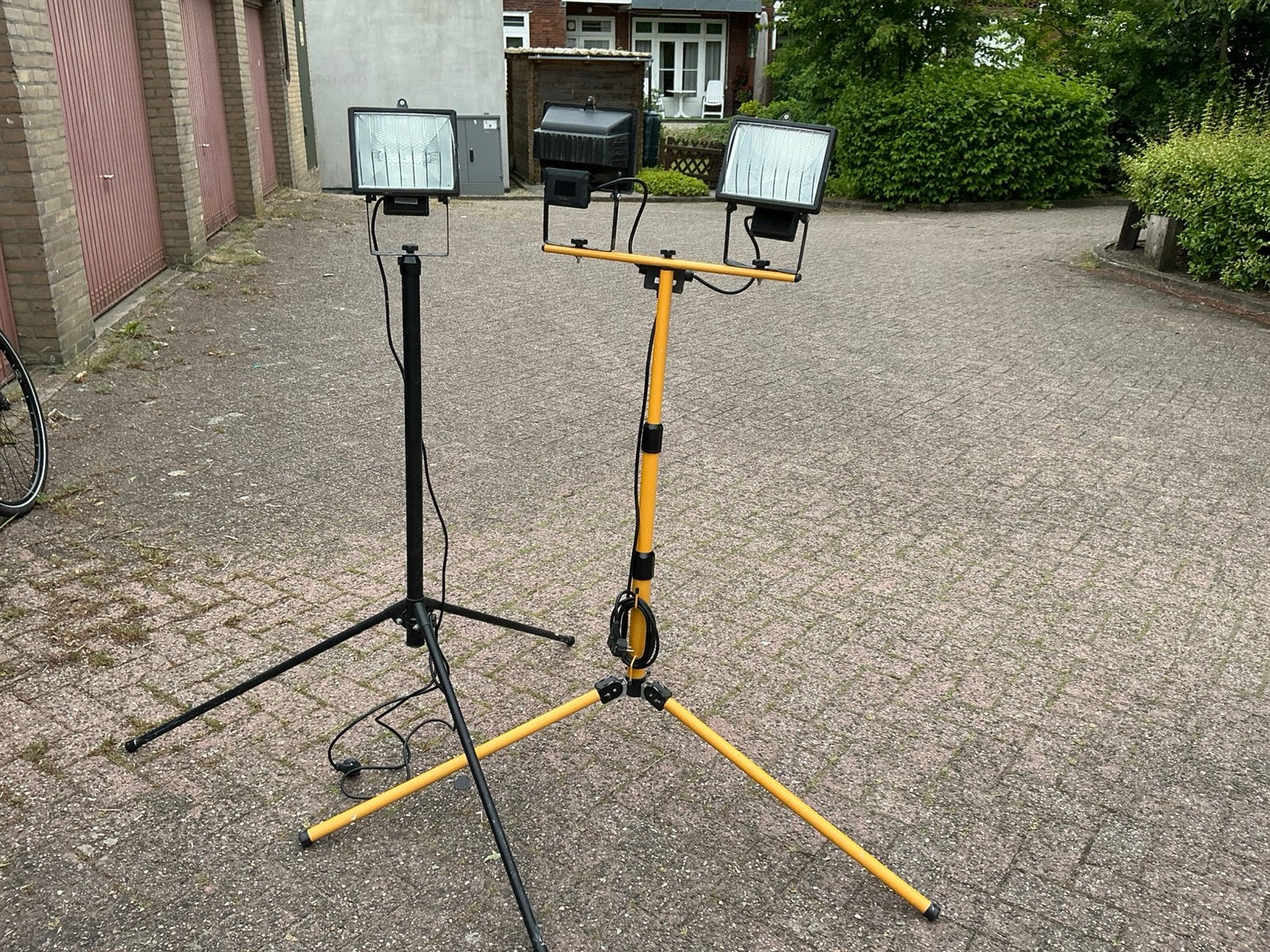 3 x bouwlamp op statief, Ophalen, Gebruikt, Met statief, Lamp met armatuur