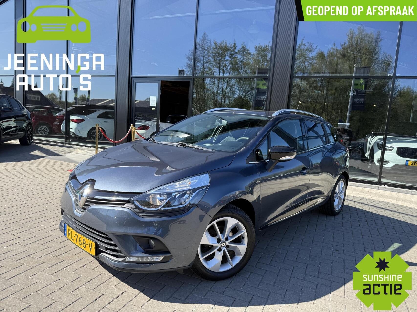 Renault Clio Estate TCe 90 Limited|PDC|Clima|Navi|NAP, Auto's, Renault, Voorwielaandrijving, 898 cc, Gebruikt, 580 kg
