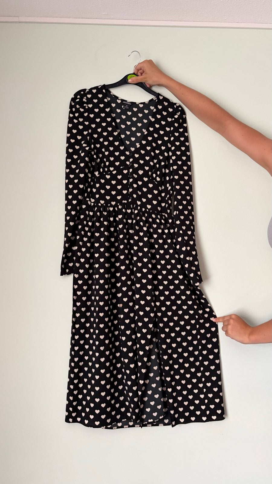 Monki jurk met hartjesprint - Zo goed als nieuw, Ophalen of Verzenden, Zo goed als nieuw, Maat 34 (XS) of kleiner, Onder de knie