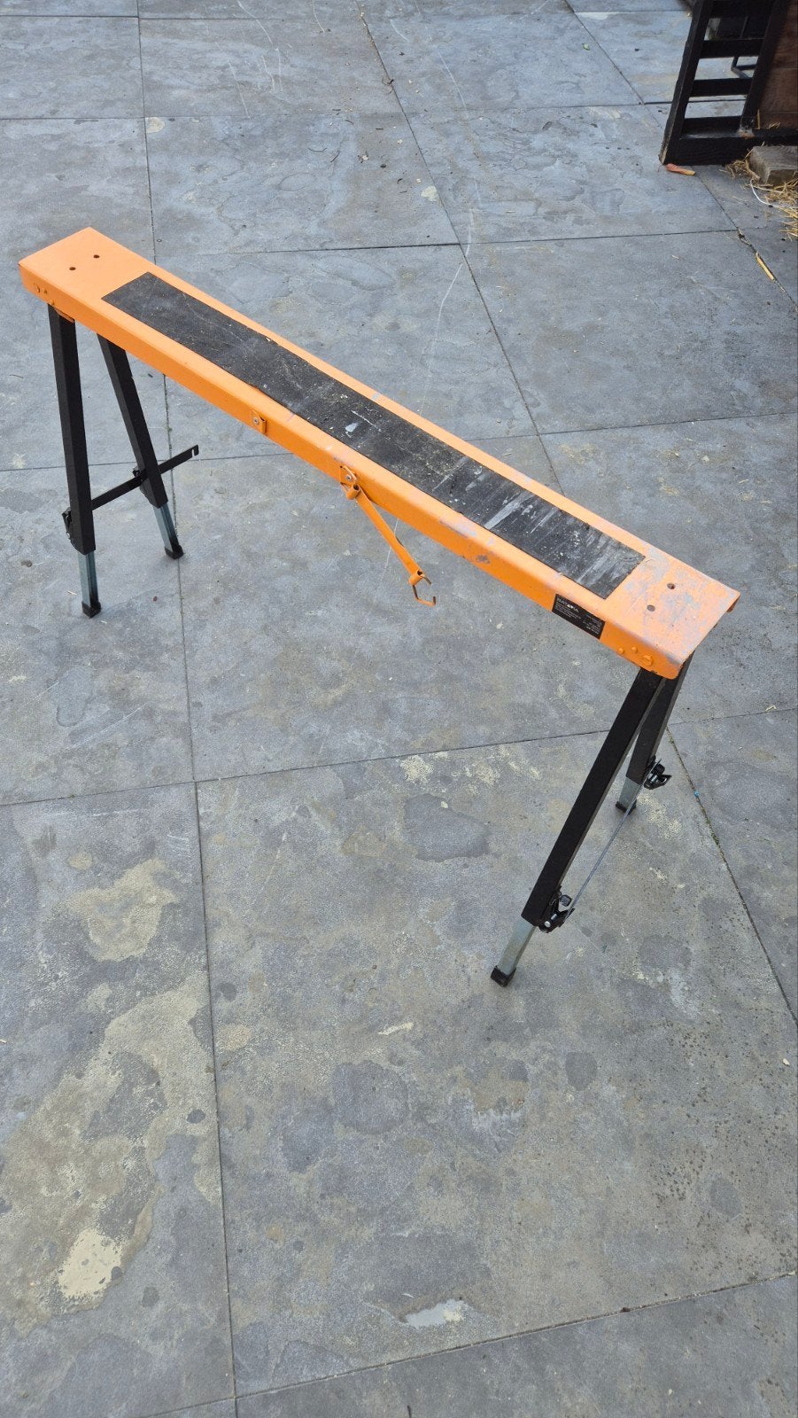 Batavia Werkbank / Zaagbok - Inklapbaar en Draagbaar, Ophalen, Gebruikt, 70 tot 120 cm, Inklapbaar
