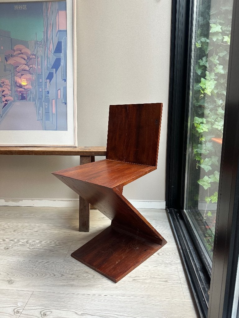 Vintage Zig Zag Side Table | Rietveld Style | Dark Wood, Ophalen, Gebruikt, 50 tot 100 cm, Vintage