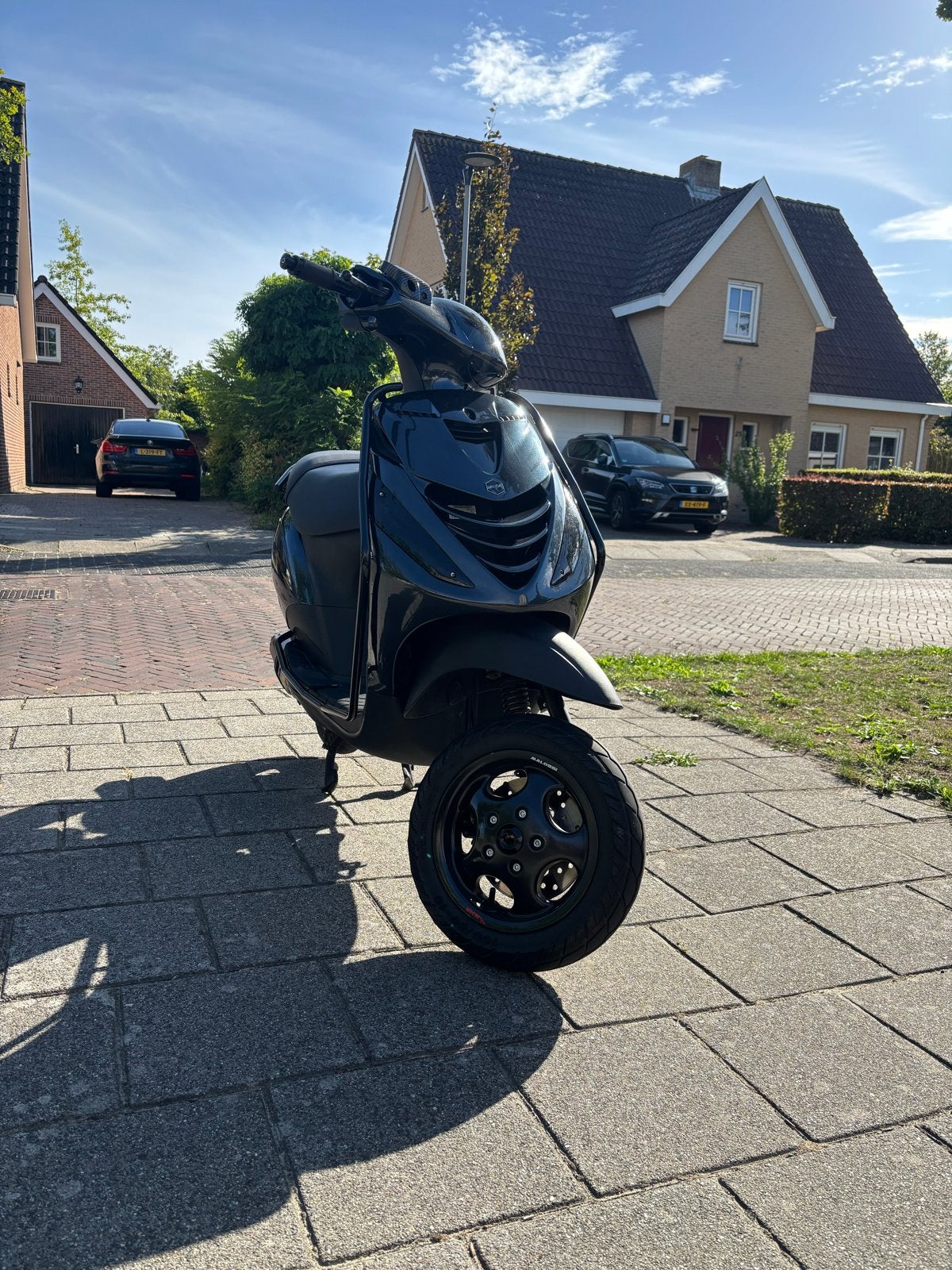 Piaggio Zip 2018, Fietsen en Brommers, Brommers | Overige merken, Ophalen, Maximaal 45 km/u, Zo goed als nieuw, 50 cc