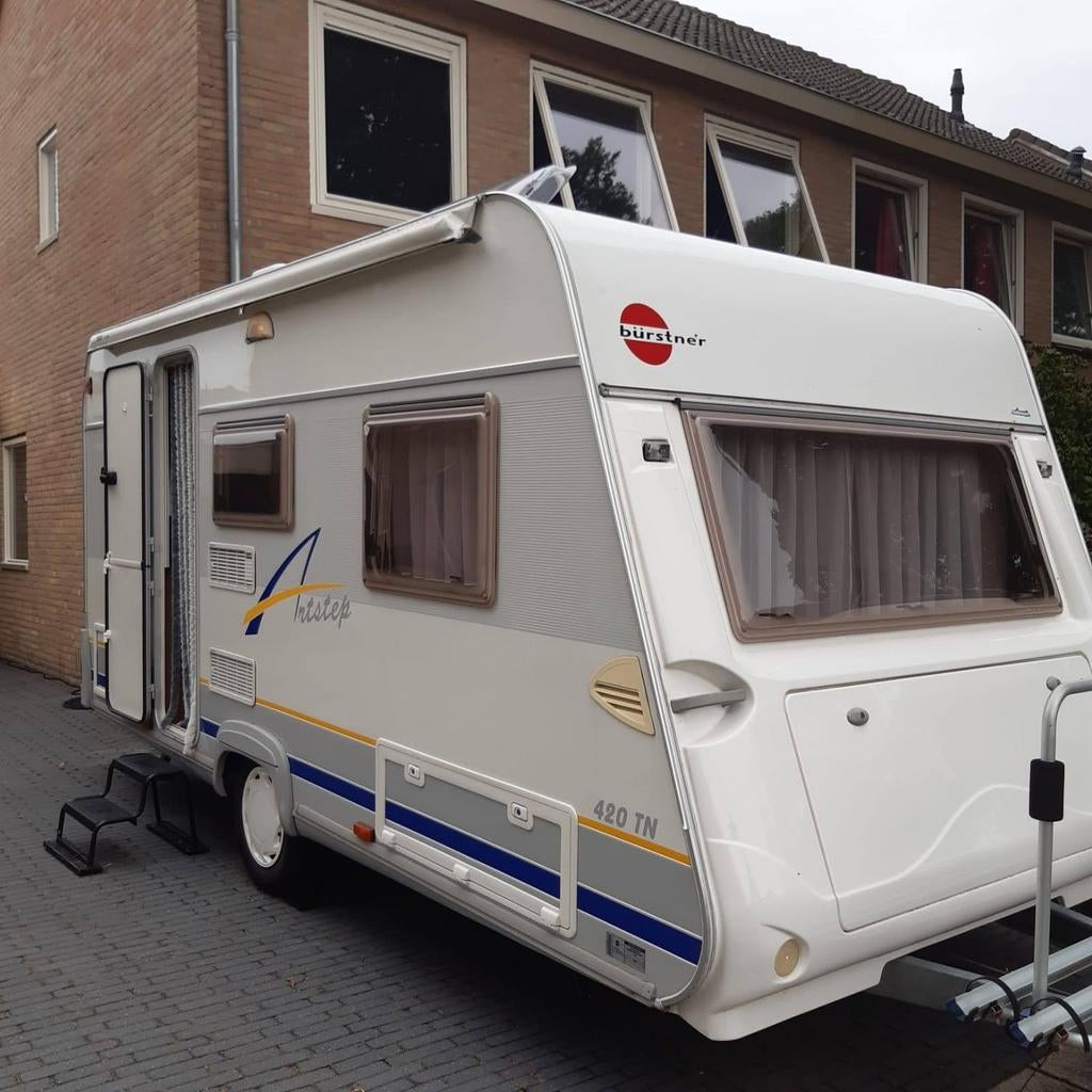 Burstner Arstep 420 TN -Mooie caravan met tent en luifels!, Treinzit, Particulier, Bürstner, 4 tot 5 meter