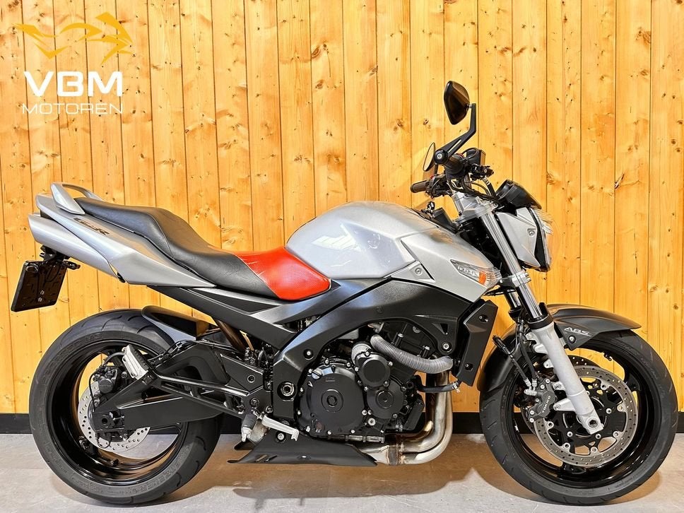 SUZUKI GSR 600 ABS GSR-600 GSR600 Rijklaar!, SUZUKI, 4 cilinders, Motorrijbewijs A, Bedrijf