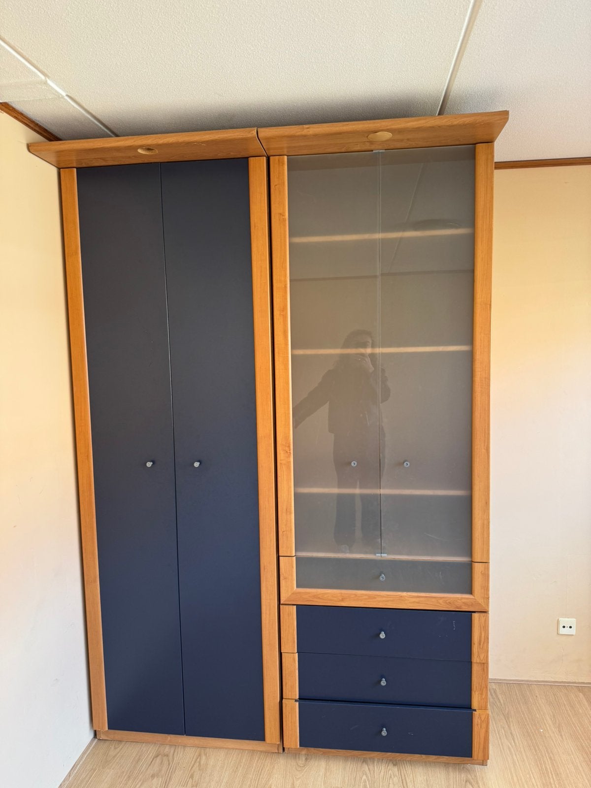 Kast - gratis afhalen, Huis en Inrichting, Ophalen, Gebruikt, 200 cm of meer