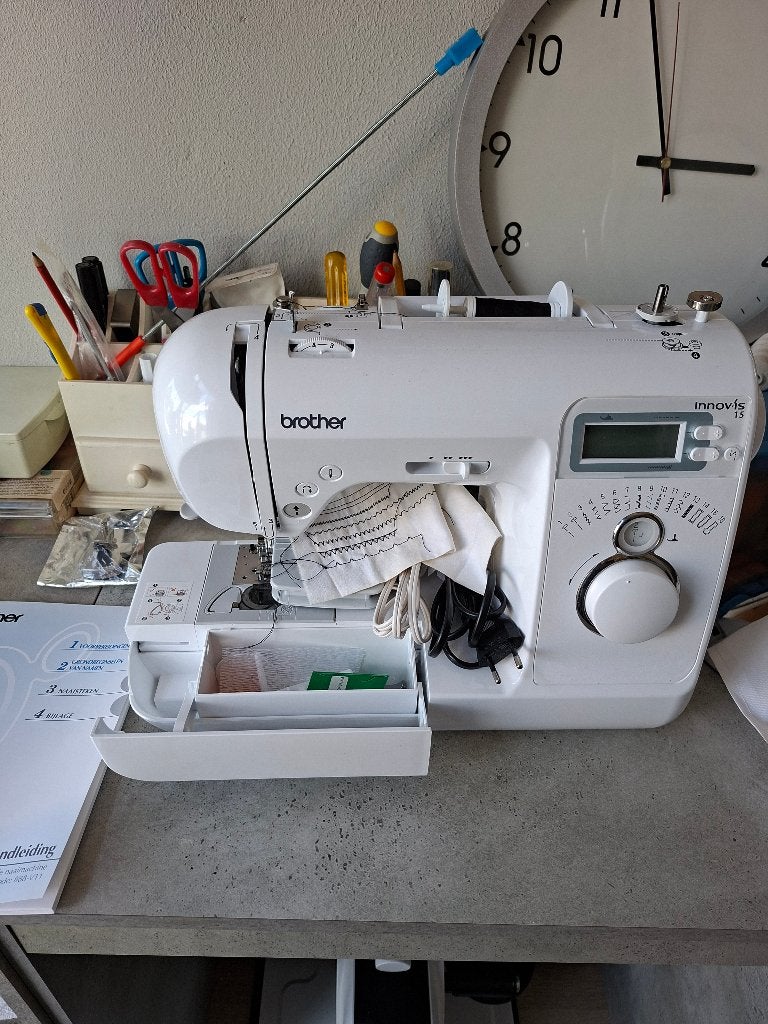 naaimachine Brother, Hobby en Vrije tijd, Naaimachines en Toebehoren, Ophalen, Zo goed als nieuw, Naaimachine, Brother