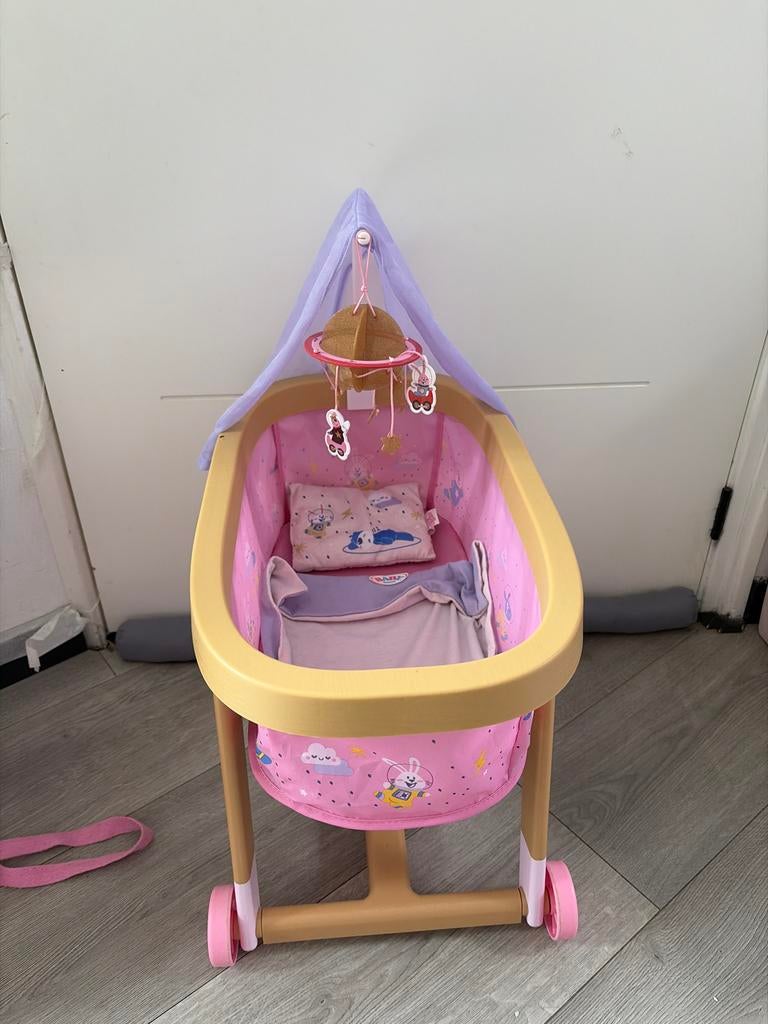 Baby Born Wiegje met Accessoires, Ophalen of Verzenden, Gebruikt, Babypop