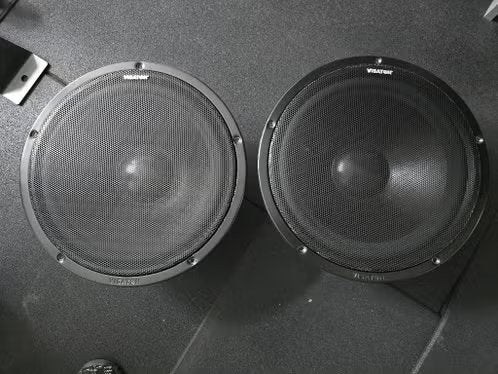 Visaton: W 300 S - 8 Ohm + bescherm roosters.