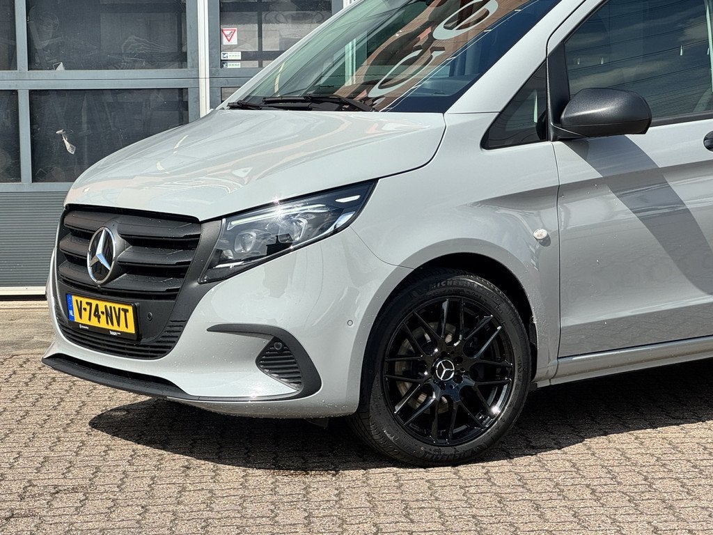 Mercedes-Benz Vito 116 L3 DC | 6-Persoons | LED | 2,5t Trekh, Auto's, Automaat, Gebruikt, 4 cilinders, Traction-control