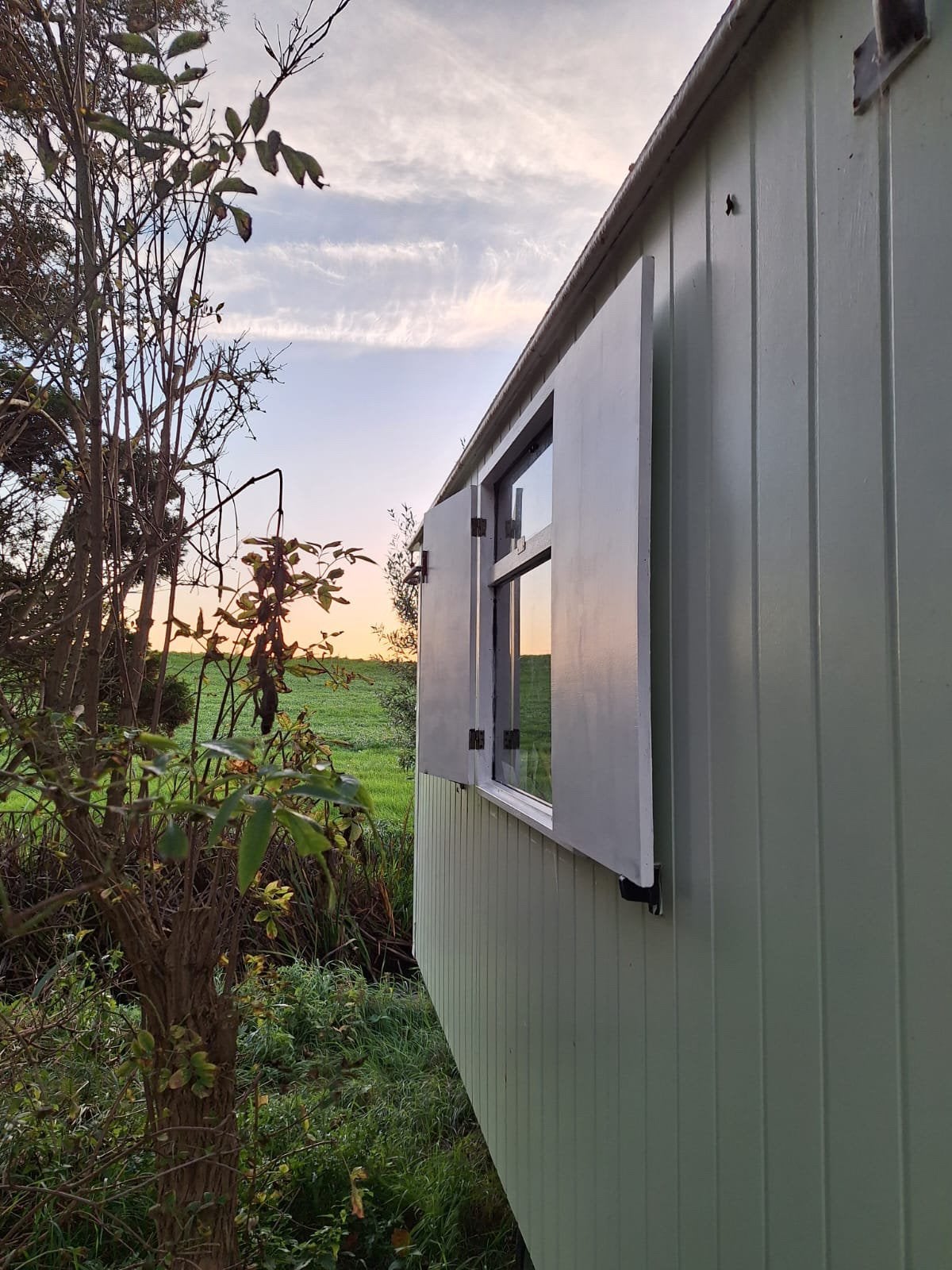 Pipowagen / tiny house keet, Ophalen, Zo goed als nieuw