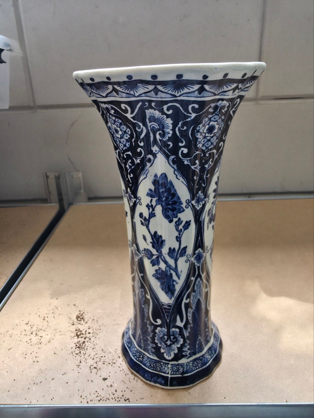 Prachtige Delftsblauwe vaas van Petrus Regout Maastricht, Ophalen of Verzenden