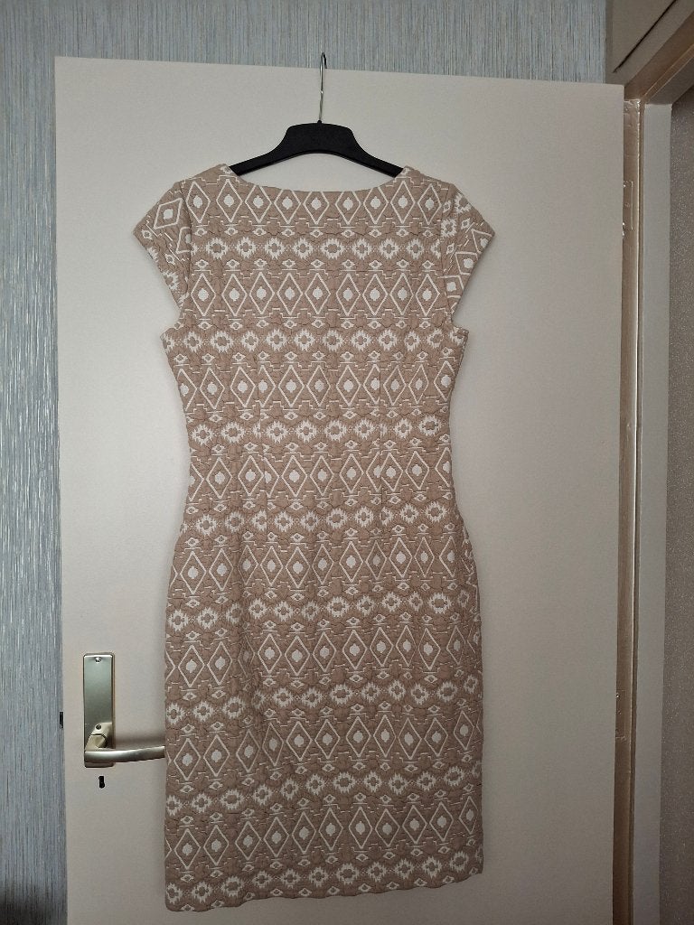 Mouwloze japon, Kleding | Dames, Jurken, Beige, Steps, Gedragen, Onder de knie