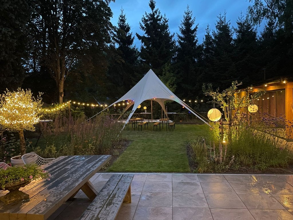 Starshade Tent Huren | 10 Meter Stertent vanaf €75,-, Tuin en Terras, Partytenten, Info@kampera.nl, 6 meter of meer, Kampera, Zo goed als nieuw
