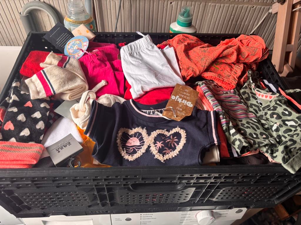 Restpartij Nieuw baby&kinderkleding 100 stuks, Kinderen en Baby's, Ophalen of Verzenden, Nieuw, Jongetje of Meisje