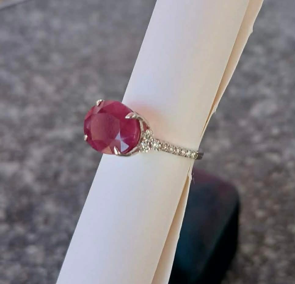 14k Witgouden Ring met 5.92ct Onverwarmde Robijn (HRD), Sieraden, Tassen en Uiterlijk, Ringen, Ophalen of Verzenden, Zo goed als nieuw