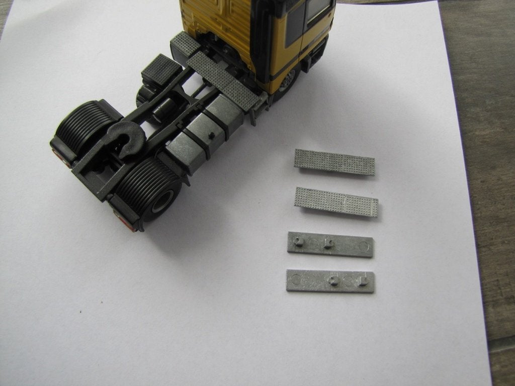 Tekno loopbordes Mercedes Actros, voor achter de cabine., Hobby en Vrije tijd, Modelauto's | 1:50, Ophalen of Verzenden, Nieuw