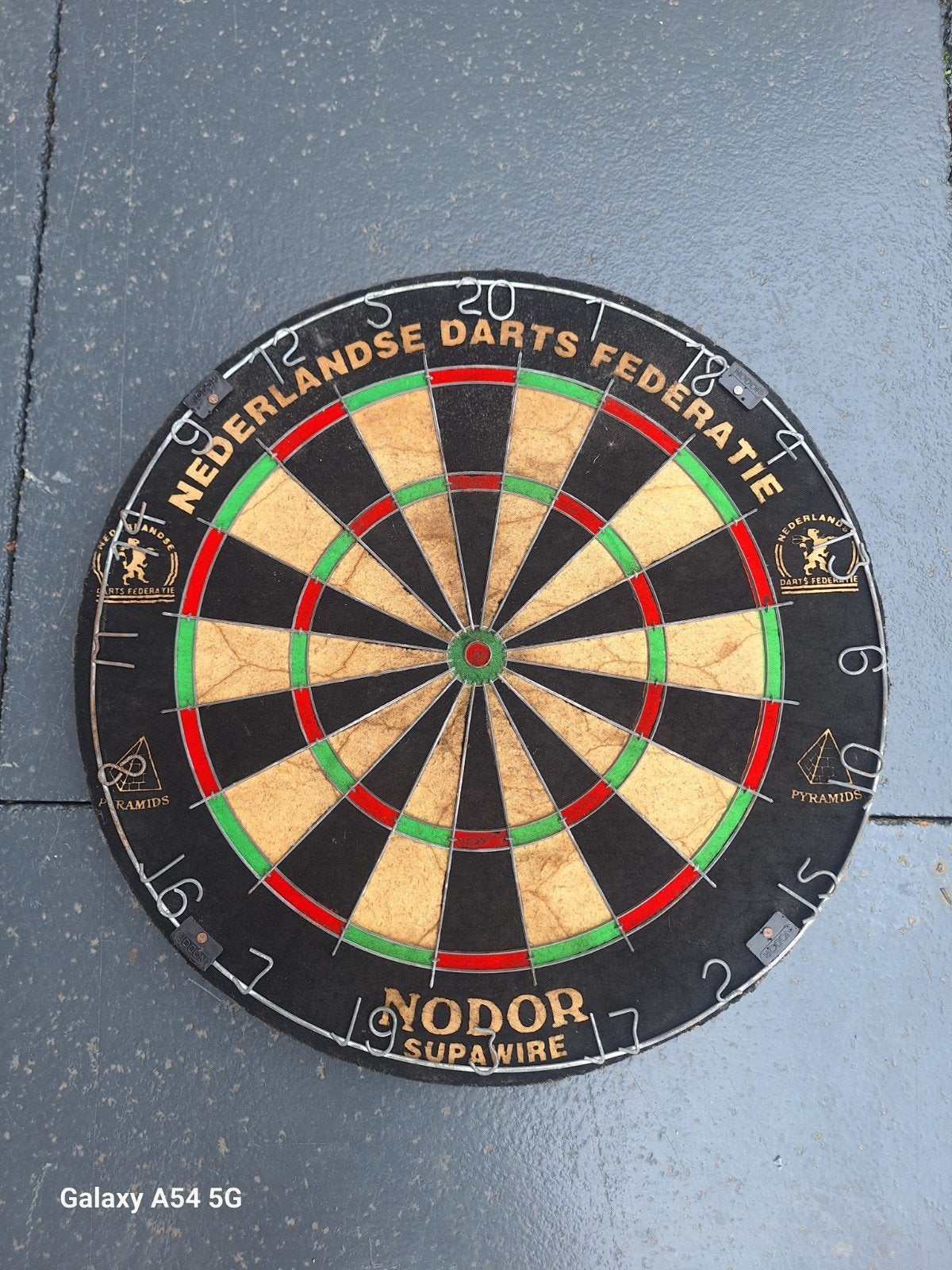 Dartbord Nodor Supawire - Nederlandse Dart Federatie, Sport en Fitness, Darts, Ophalen of Verzenden, Gebruikt, Dartbord