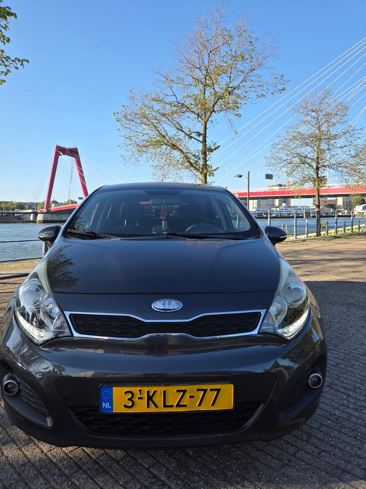 Kia Rio 1.2 I 5DRS 2013 Grijs, Auto's, 40 €/maand, 4 cilinders, USB, Origineel Nederlands