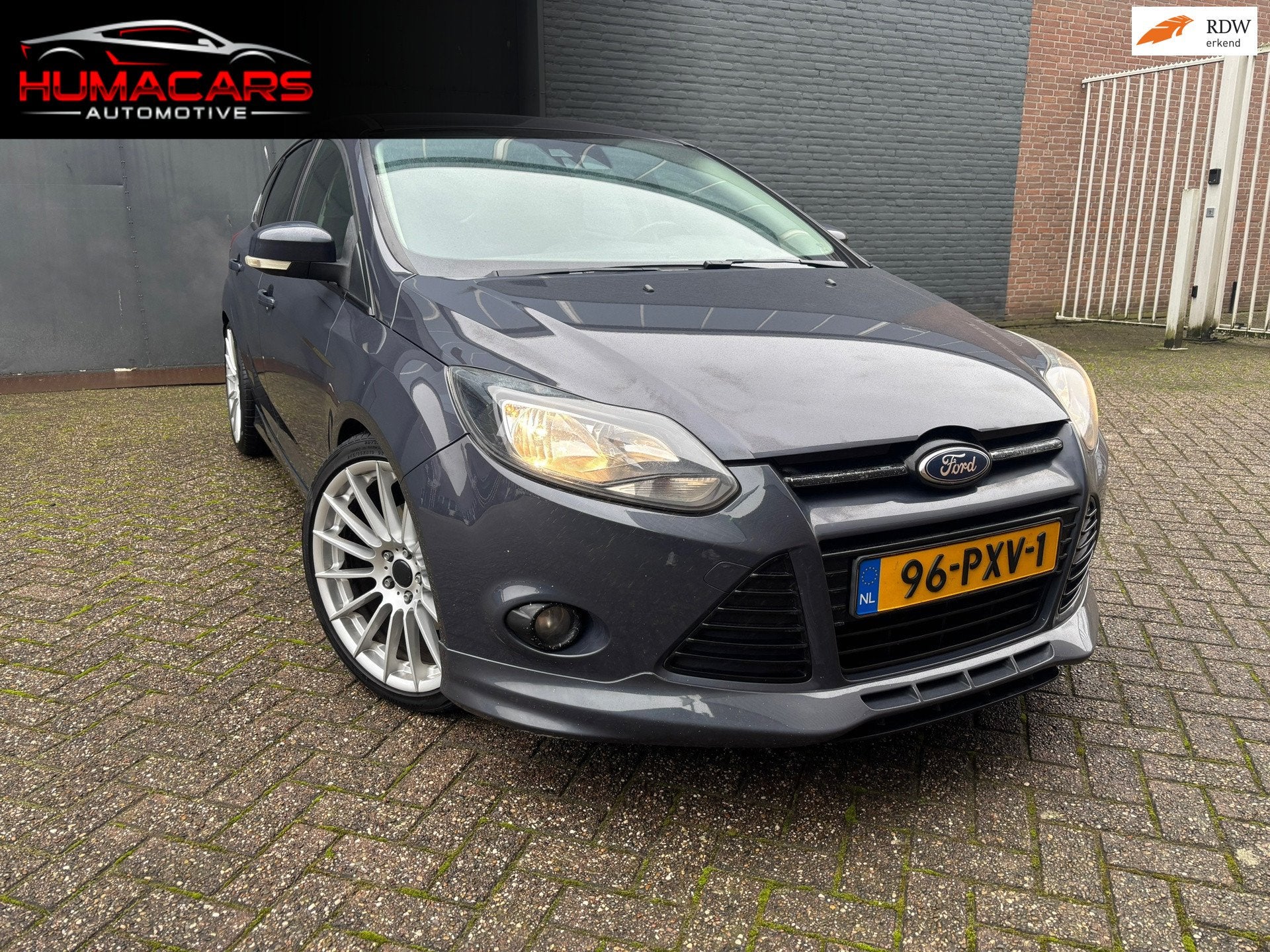 Ford Focus 1.6 Titanium|Sport|Nap|Lane assist|carplay, Auto's, Stof, Gebruikt, 4 cilinders, Bedrijf