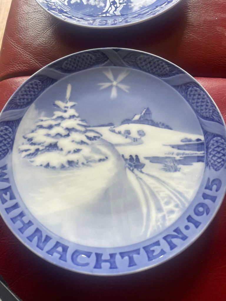 Royal Copenhagen Kerstbord 1915 - Winterlandschap, Ophalen of Verzenden