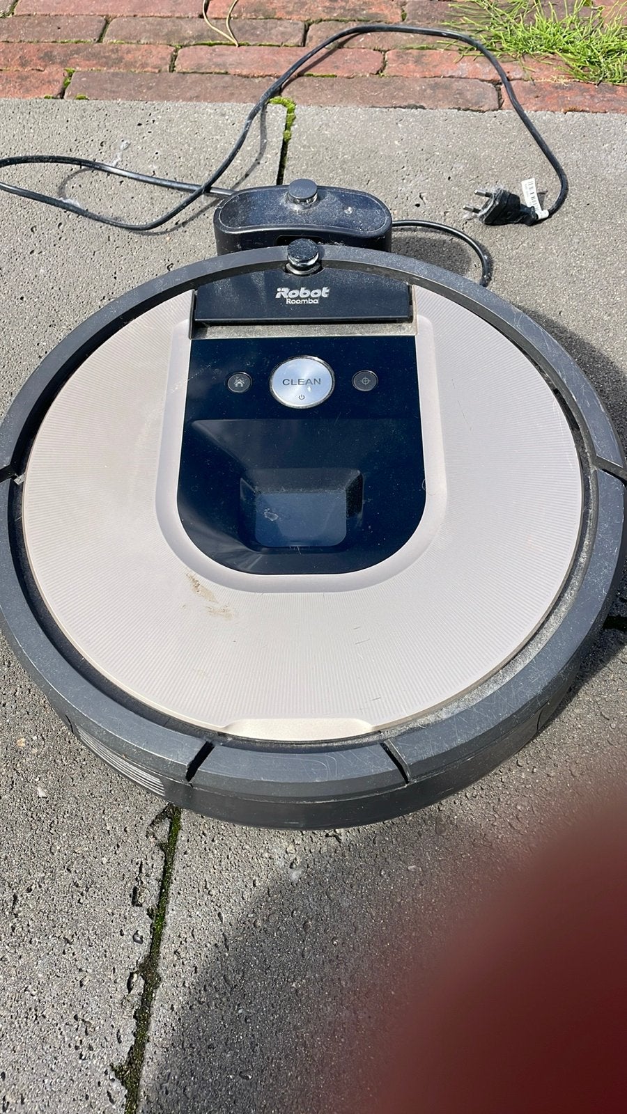 iRobot Roomba Robotstofzuiger - Automatisch Schoonmaken, Witgoed en Apparatuur, Stofzuigers, Ophalen, Gebruikt, IRobot, Oplaadstation