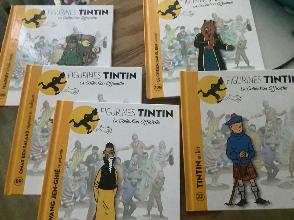 Kuifje boekjes en pasp. La Collection Officielle - 5 stuks, Boeken, Ophalen of Verzenden, Zo goed als nieuw