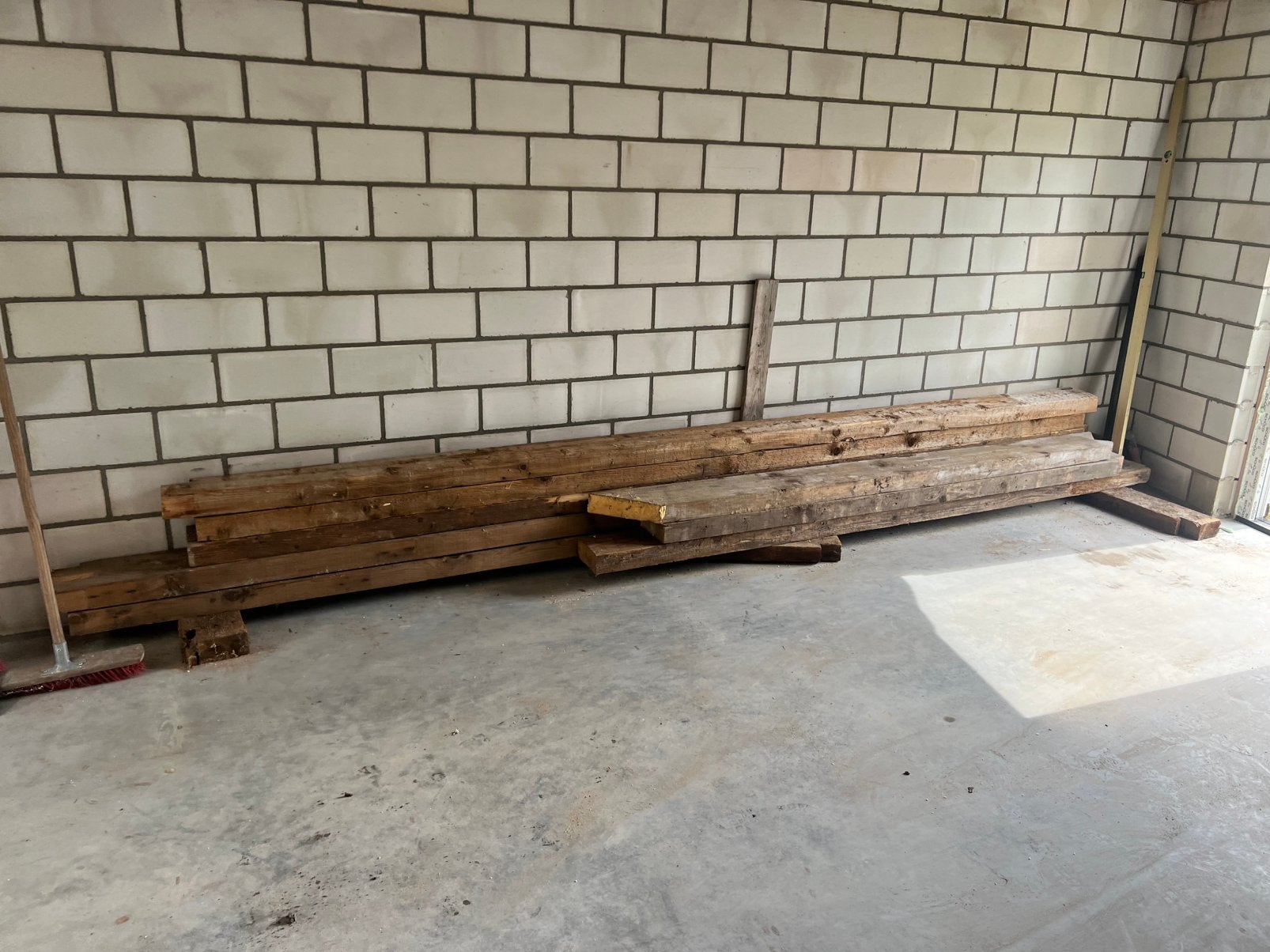 Balkhout te koop vuren ruw diverse maten, Ophalen, Gebruikt, Balk, Vuren