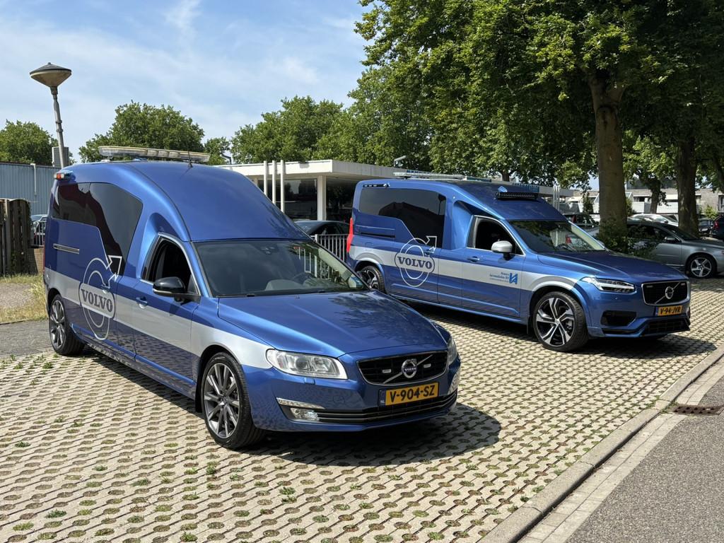 Volvo V70 D5 AWD Nilsson Camper project Grijs kenteken servi, Euro 5, Parkeersensor, Overige carrosserieën, Blauw