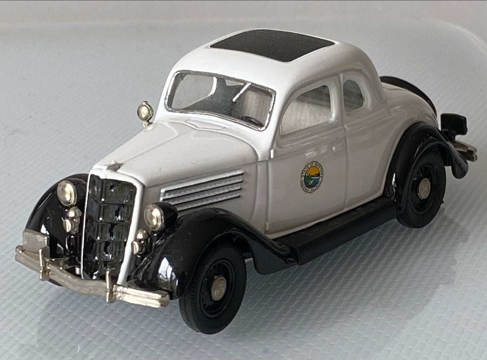 Rex Toys Ford V8 1935 1:43 - Nieuwstaat, Ophalen of Verzenden, Nieuw, Auto, Overige merken