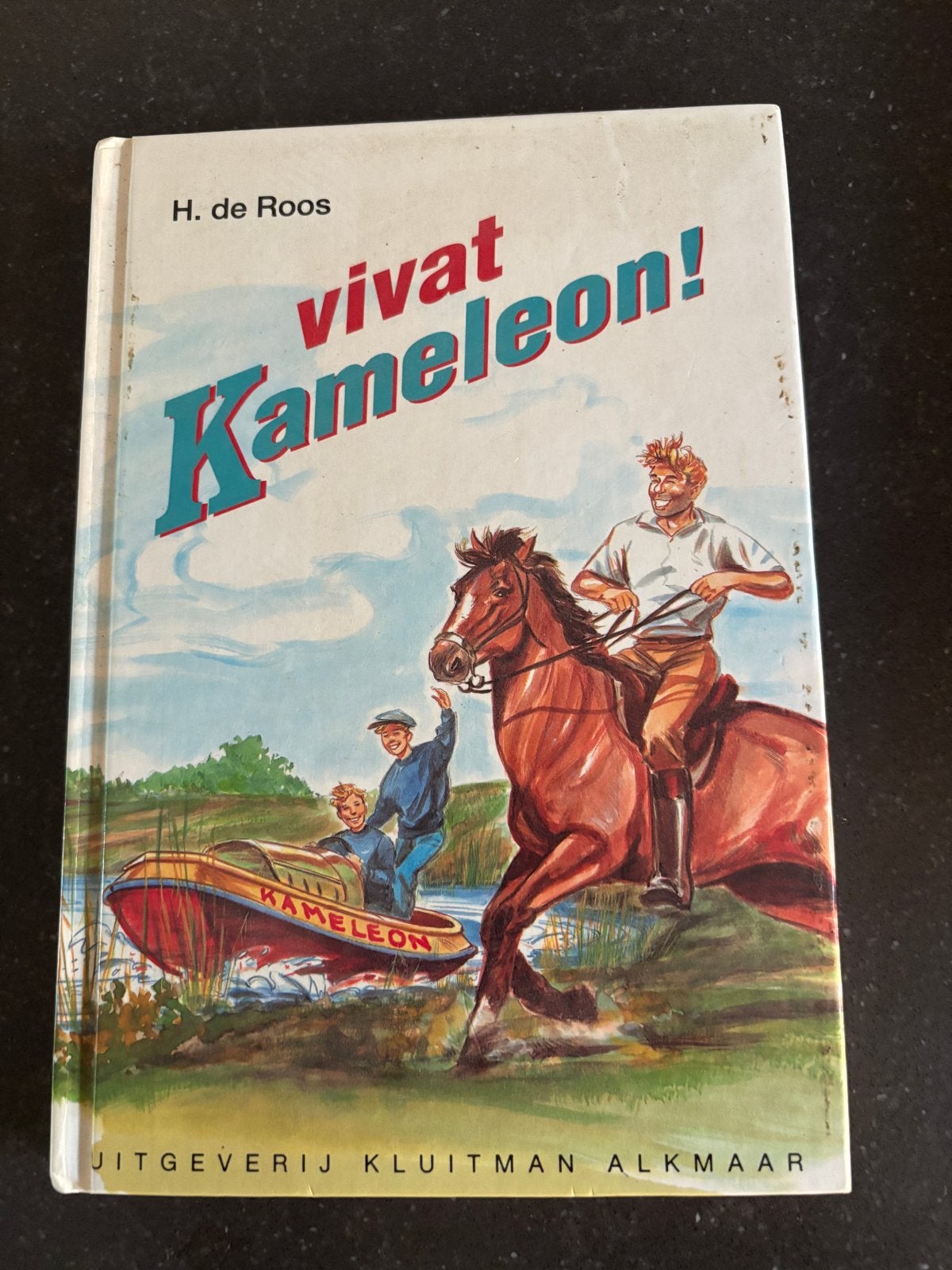 Vivat Kameleon! - H. de Roos (Geïllustreerd), Ophalen of Verzenden, Gelezen, Fictie