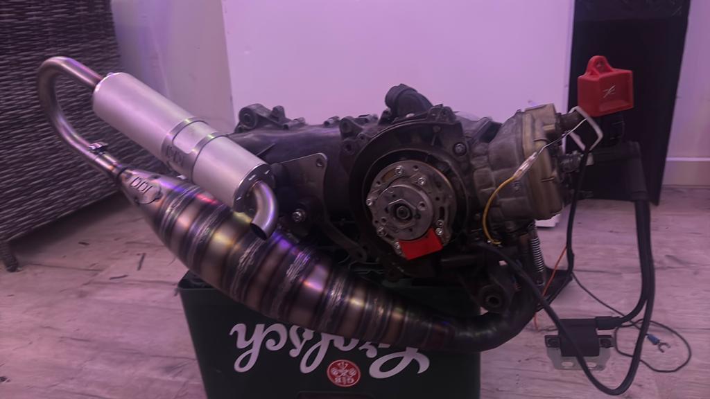 Gilera Runner sprint dd blok, Fietsen en Brommers, Brommeronderdelen | Scooters, Ophalen of Verzenden, Zo goed als nieuw, Blok