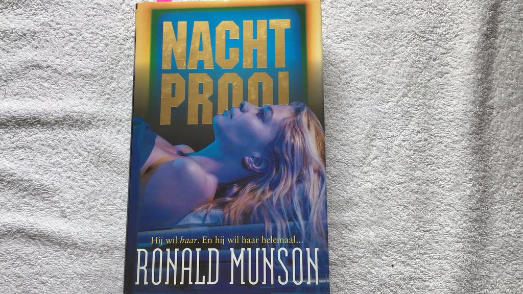 Nachtprooi Russel Munson, Boeken, Ophalen of Verzenden, Zo goed als nieuw, Wereld overig