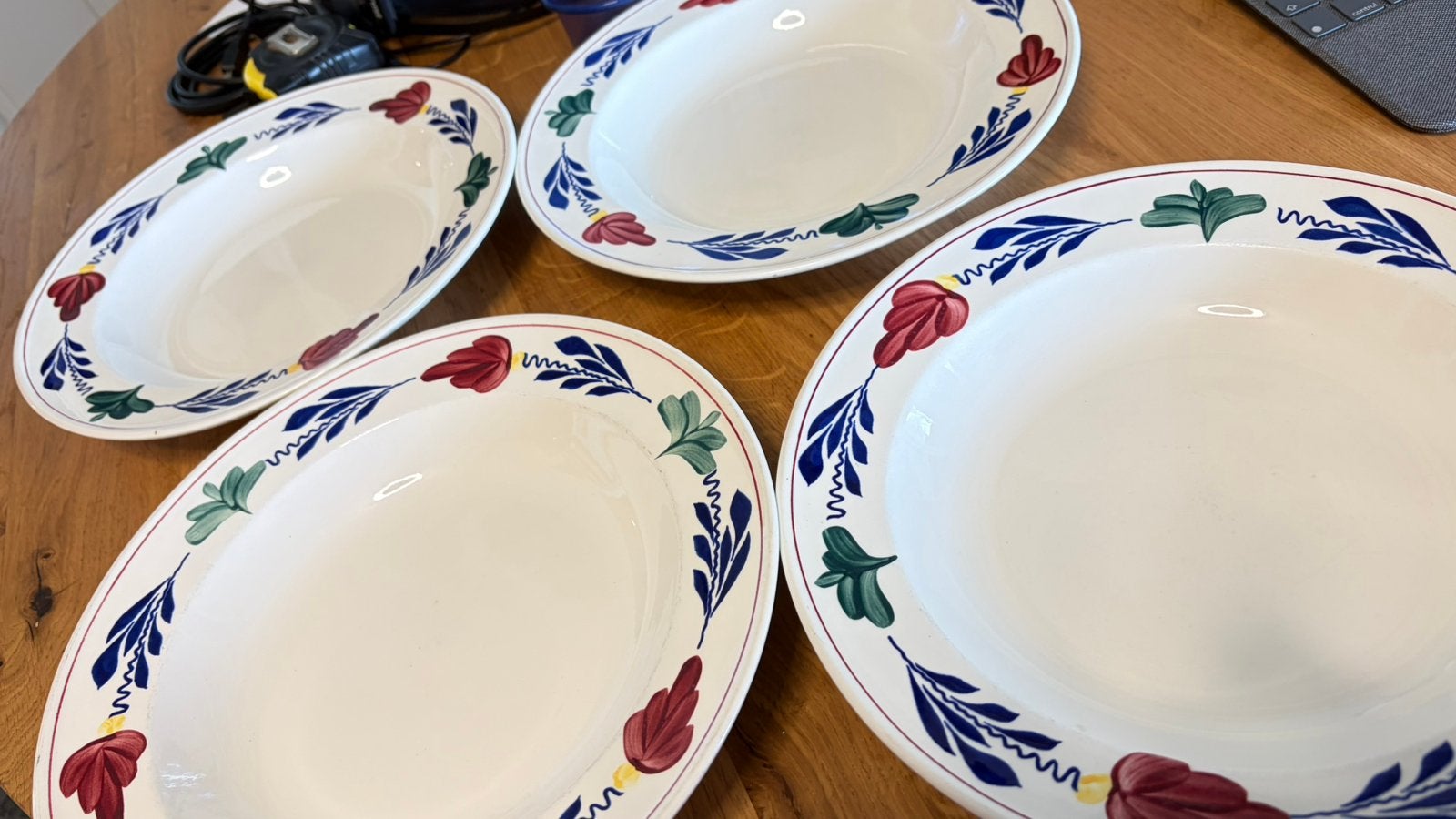 4 boerenbont diepe borden, Ophalen, Zo goed als nieuw, Aardewerk, Bord(en)