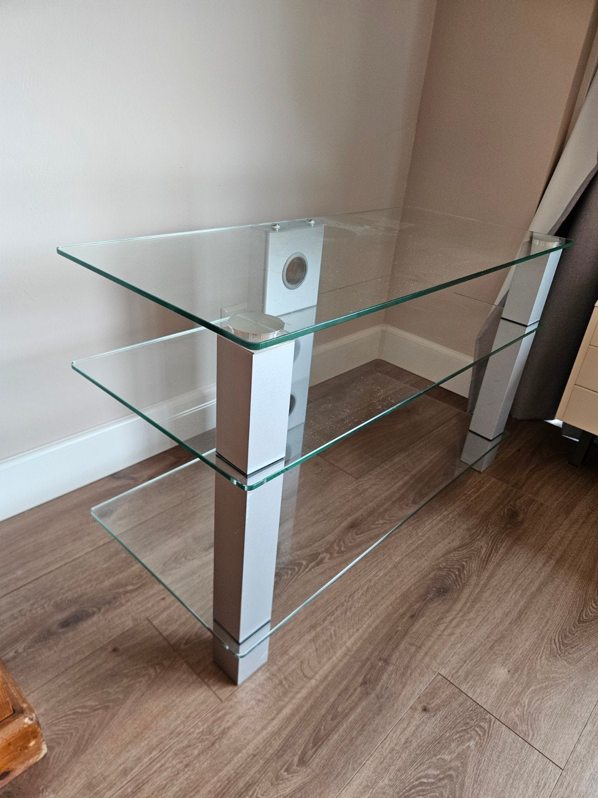 Glazen TV-meubel / audiomeubel met 3 planken, Huis en Inrichting, Kasten | Televisiemeubels, Ophalen, Gebruikt, 50 tot 100 cm