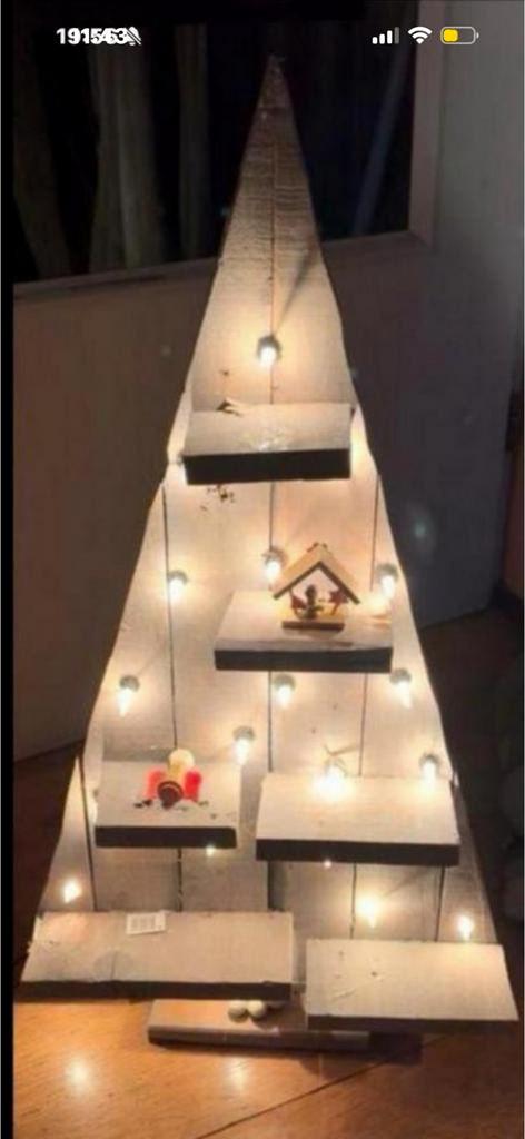 Houten steigerhout boom kerstboom electrische verlichting, Diversen, Kerst, Ophalen of Verzenden, Zo goed als nieuw