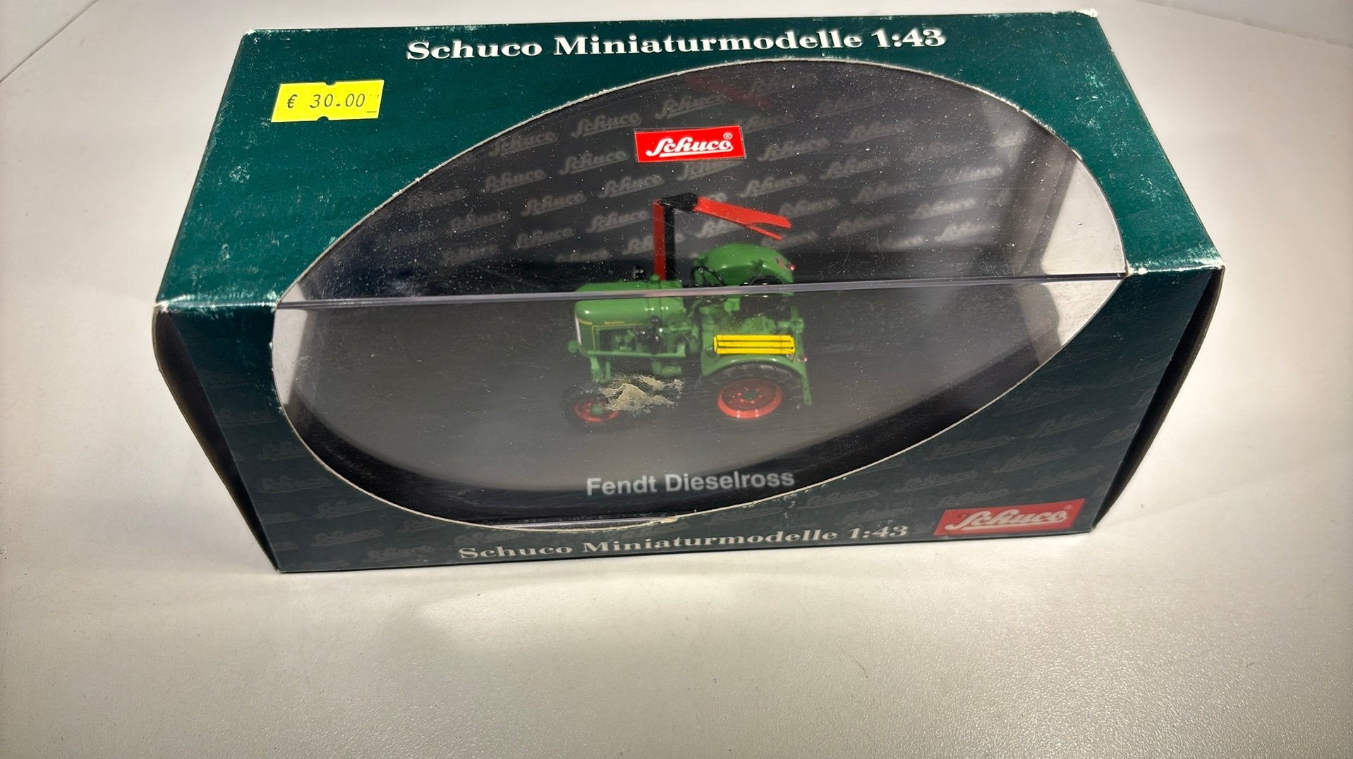 Fendt dieselross schuco 1.43, Auto, Ophalen of Verzenden, Schuco, A