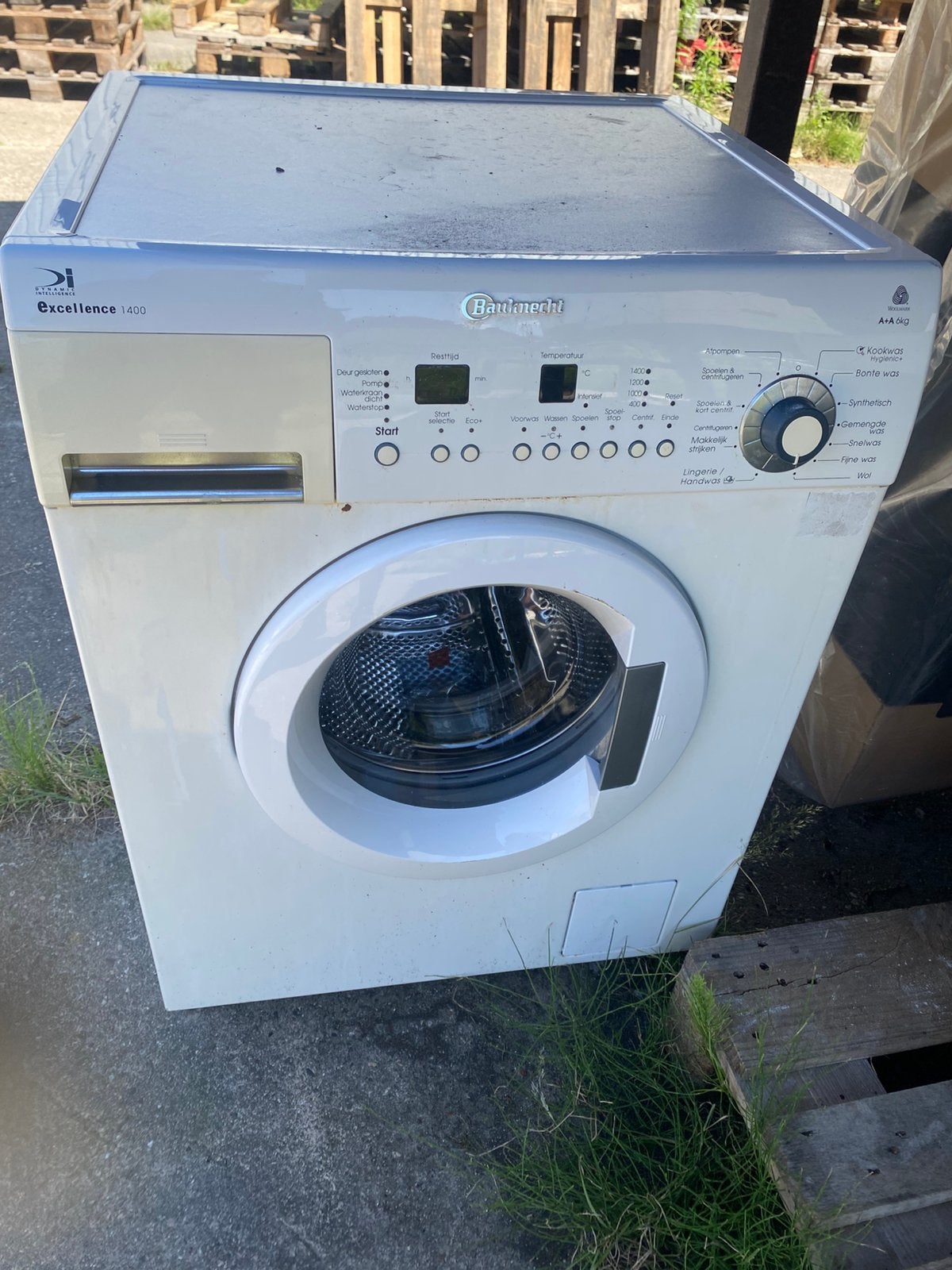 Wasmachine Bauknecht, Ophalen, Zo goed als nieuw, 1200 tot 1600 toeren, 85 tot 90 cm