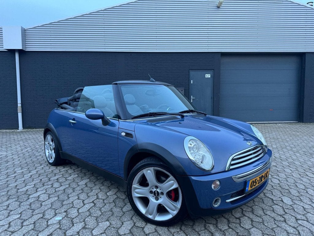 Mini Mini Cabrio 1.6 Cooper Chili, LEER, STOELVERWARMING, AI, Auto's, Mini, Gebruikt, 4 cilinders, 14 km/l, Bedrijf