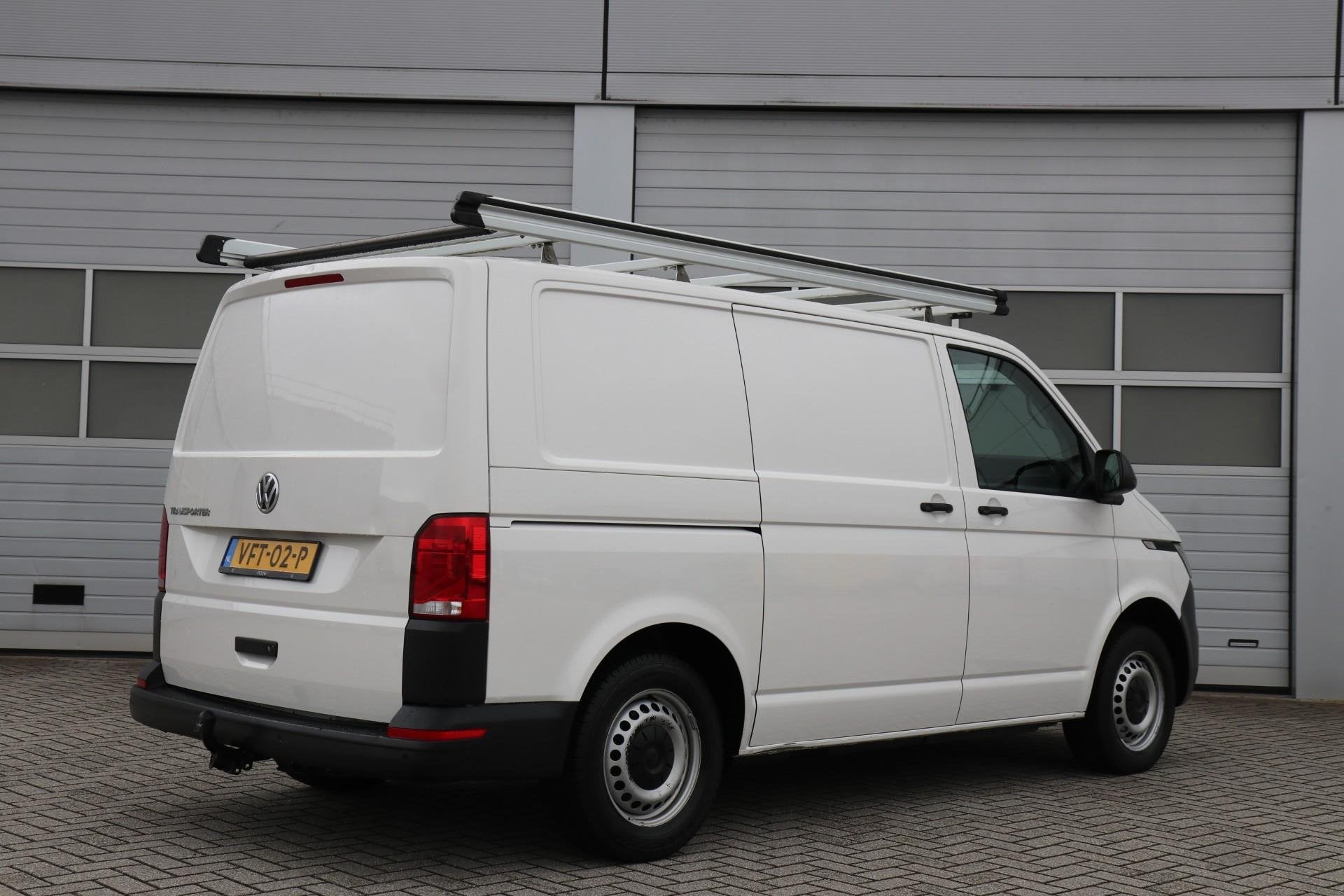 Volkswagen Transporter 2.0 TDI 90pk L1H1 28 | Trekhaak | Air, Auto's, Voorwielaandrijving, 12 maanden, Stof, Gebruikt