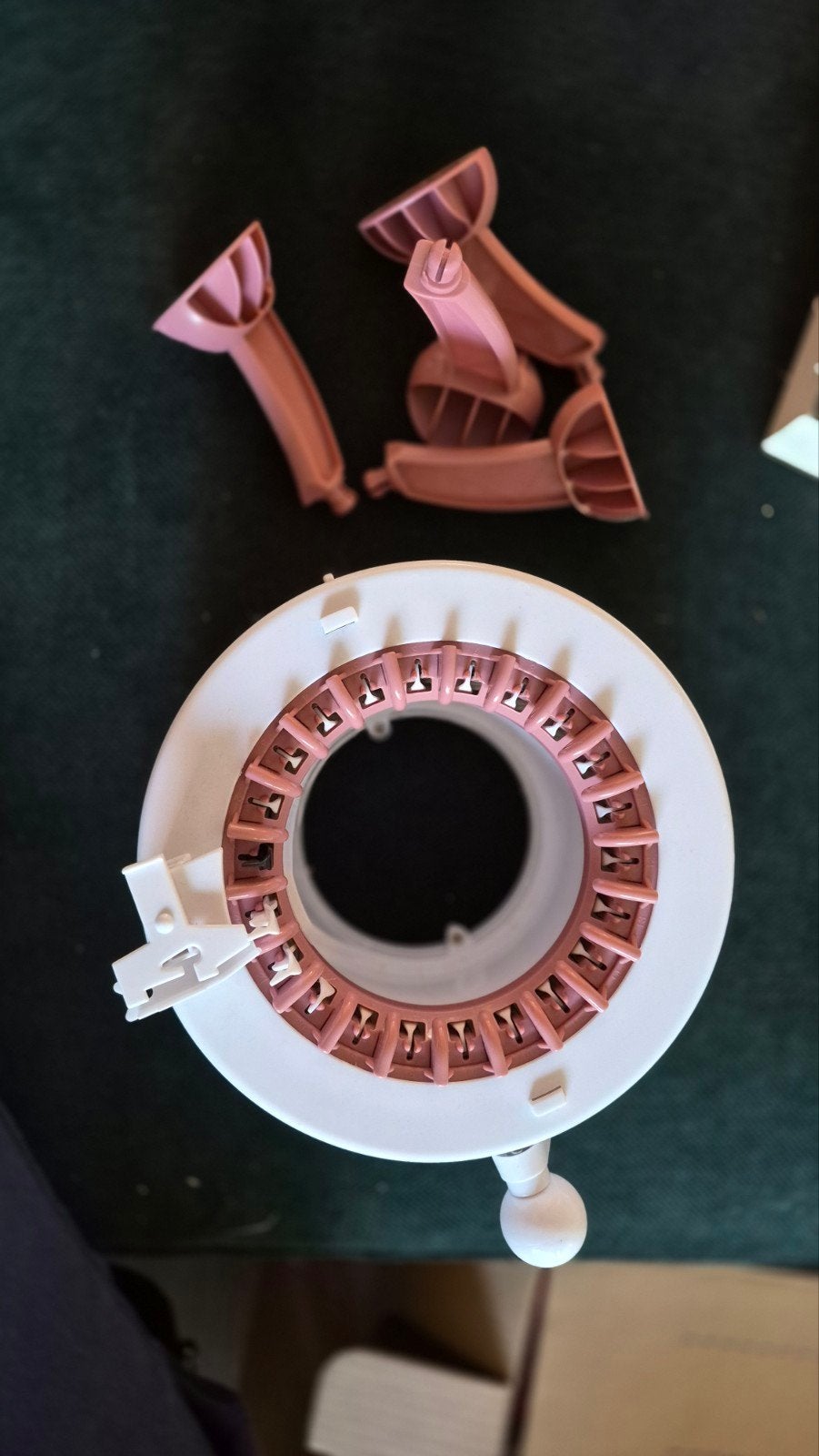 knitting machine, puzzels, Sieraden, Tassen en Uiterlijk, Bedels, Ophalen, Zo goed als nieuw, Overige materialen, Overige merken