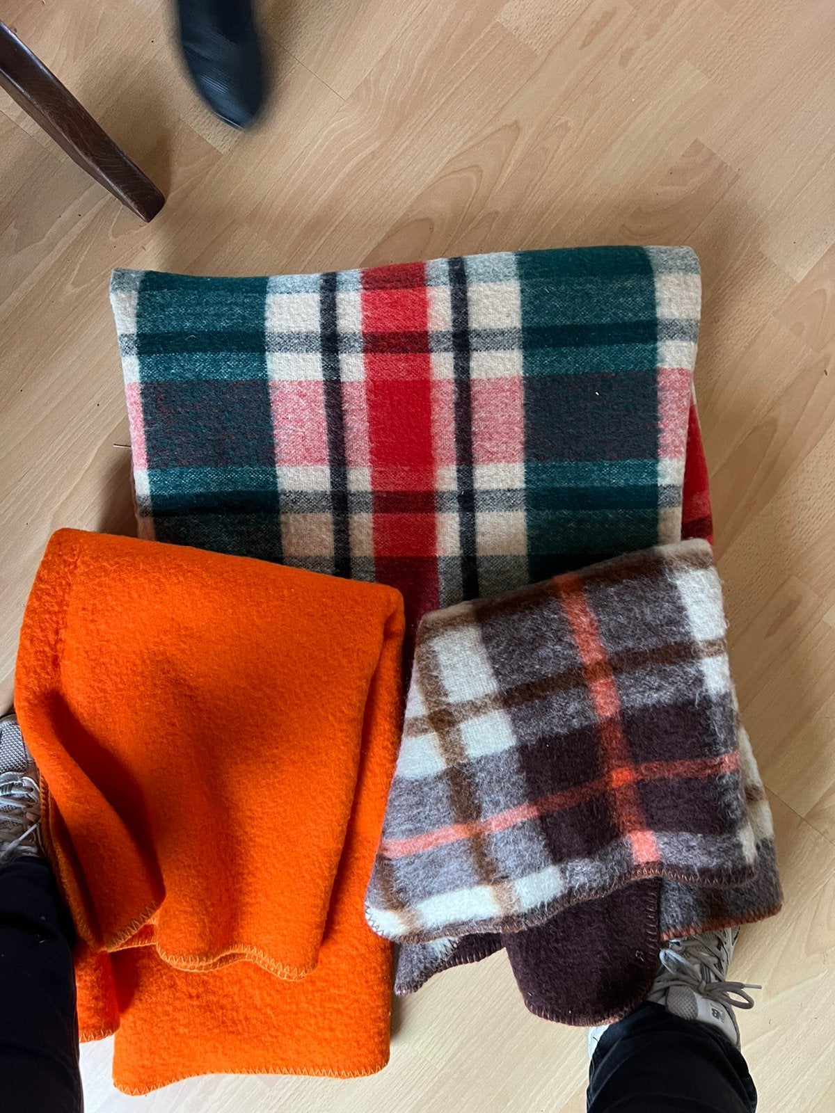 4x wollen dekens, Huis en Inrichting, Woonaccessoires | Plaids en Woondekens, Ophalen, Gebruikt