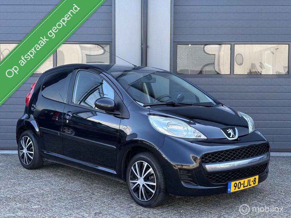 Peugeot 107 1.0-12V Urban Move Uitvoering /5Drs/Airco, Voorwielaandrijving, 4 stoelen, Origineel Nederlands, Bedrijf