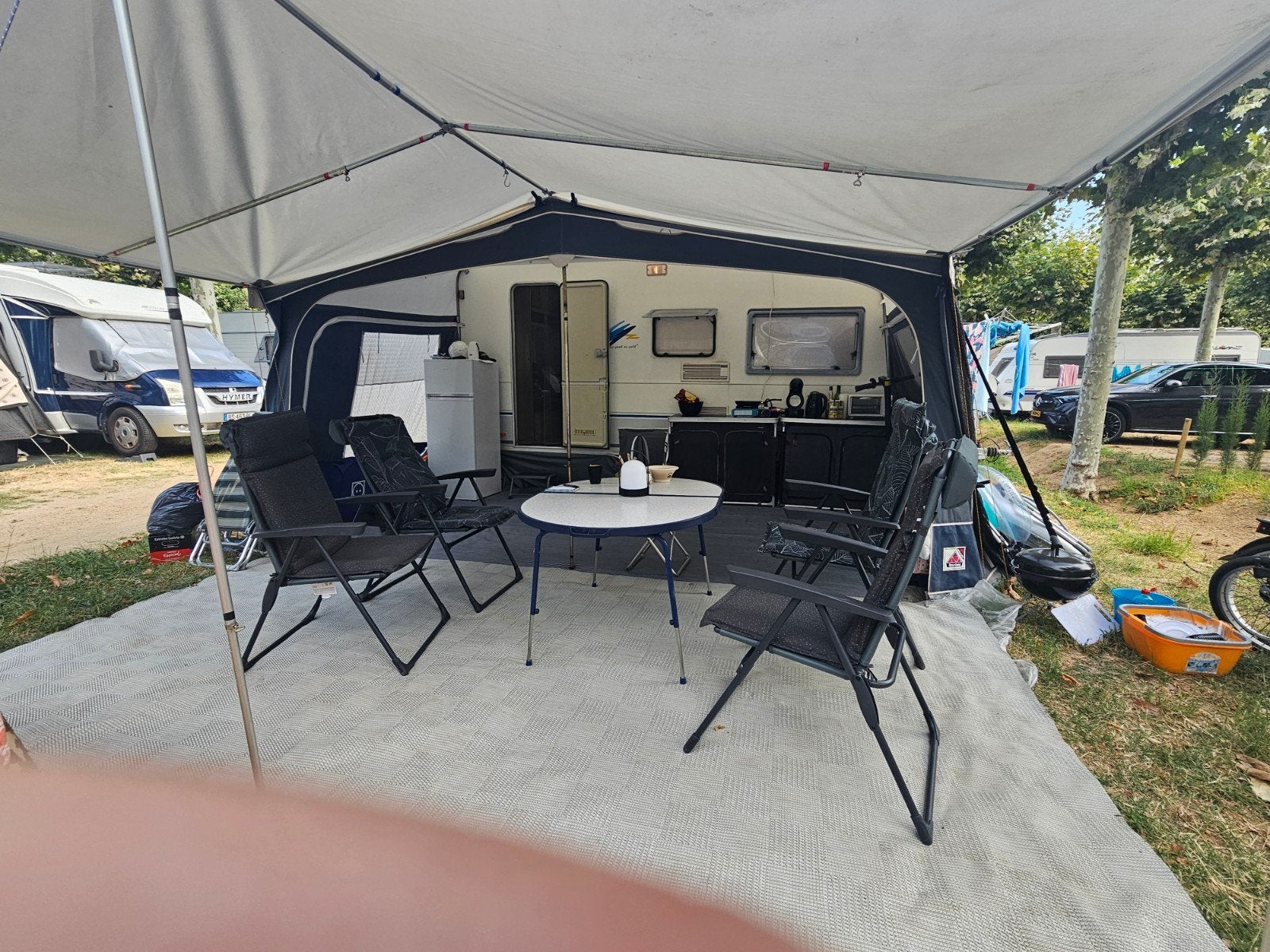 zeer complete knaus as good as gold caravan in Spanje, Caravans en Kamperen, Caravans, Koelkast, Treinzit, Particulier, 4 tot 5 meter