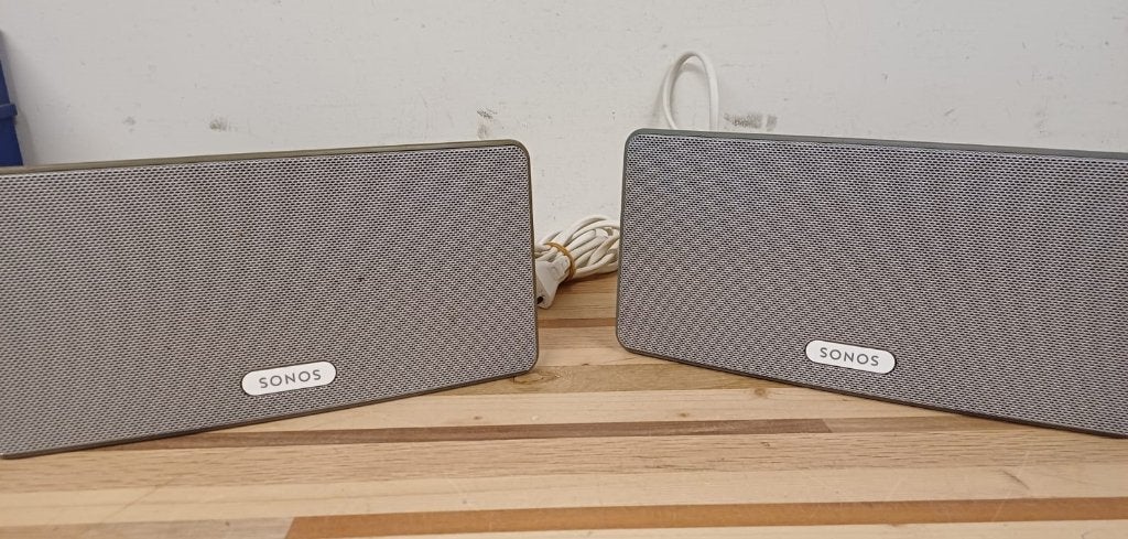 2 Sonos Play:3 speakers - speakerset