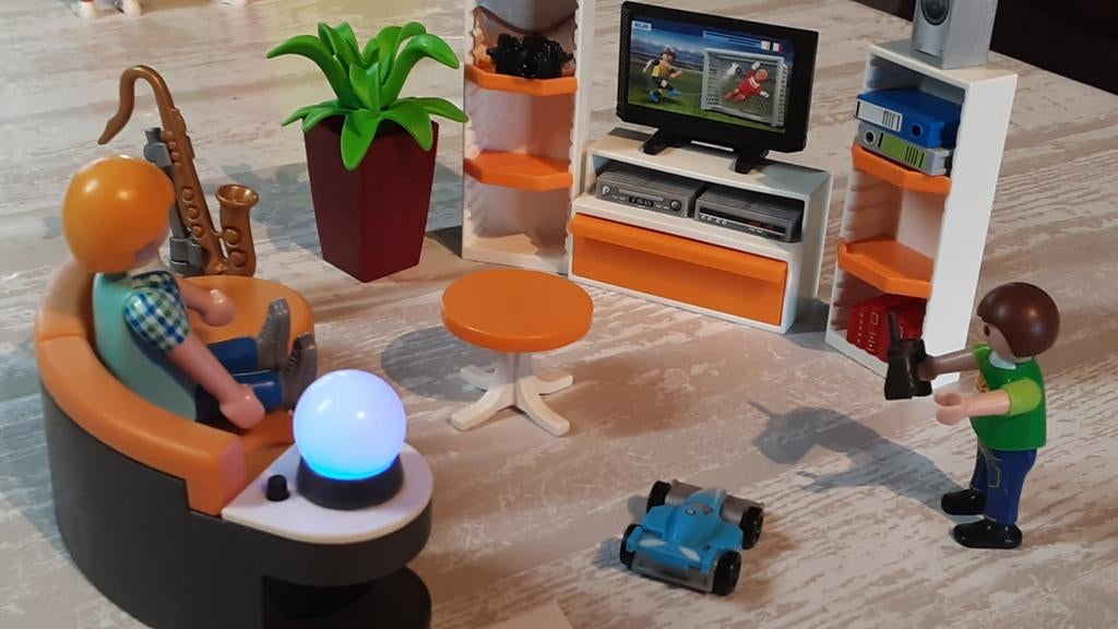 9267 huiskamer met licht voor huis of villa, Kinderen en Baby's, Speelgoed | Playmobil, Ophalen of Verzenden, Zo goed als nieuw