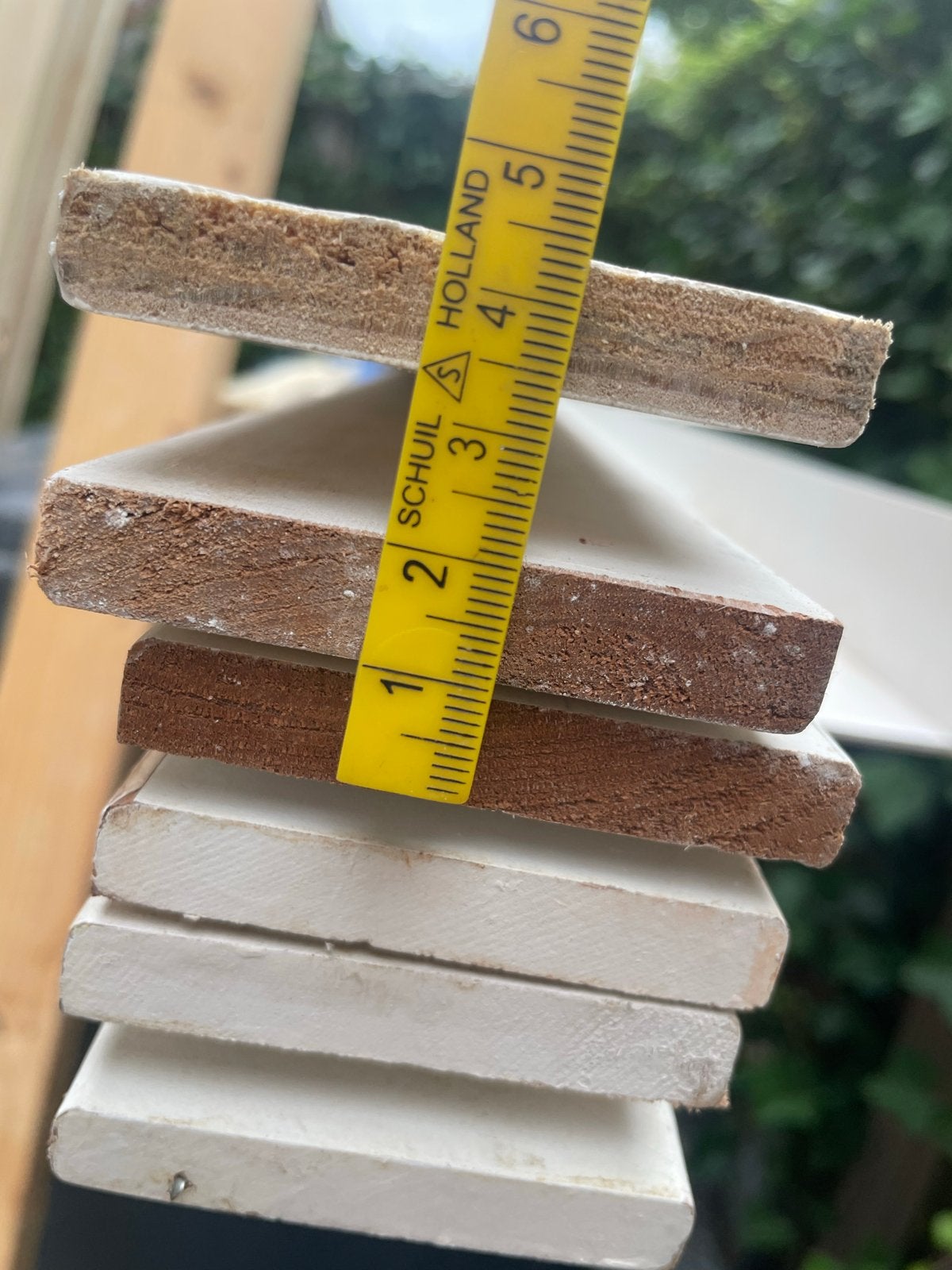 Diverse hardhouten plinten wit, Ophalen, Gebruikt, 25 tot 50 mm, 200 tot 250 cm