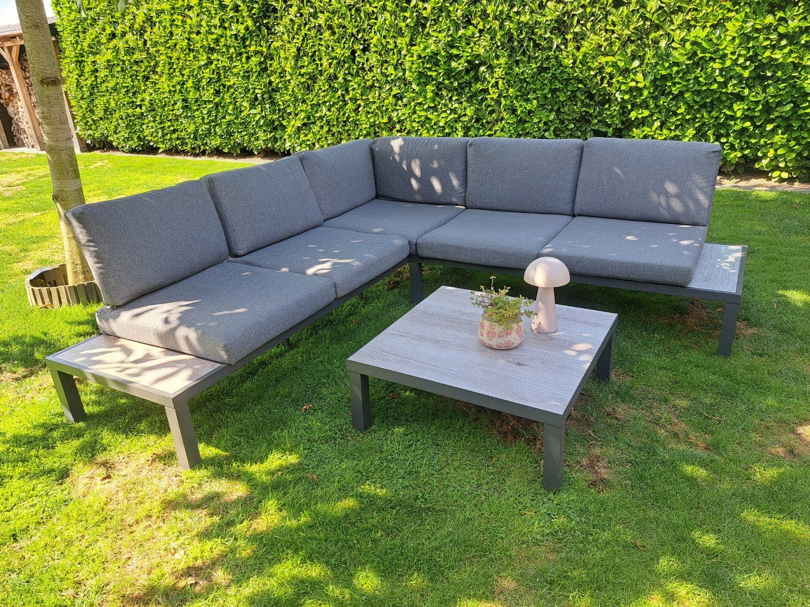 Luxe aluminium loungeset met kussens en salontafel, Tuin en Terras, Tuinsets en Loungesets, Ophalen, 5 zitplaatsen, Bank, Aluminium